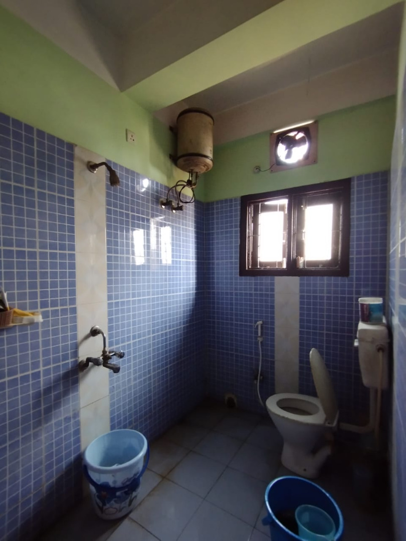 Semi Furnished 3bhk in Dinesh Ojha Path, SATSANG VIHAR, Bhangagarh, Guwahati, Assam, India for Rent